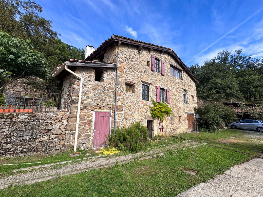 Maison à PELUSSIN