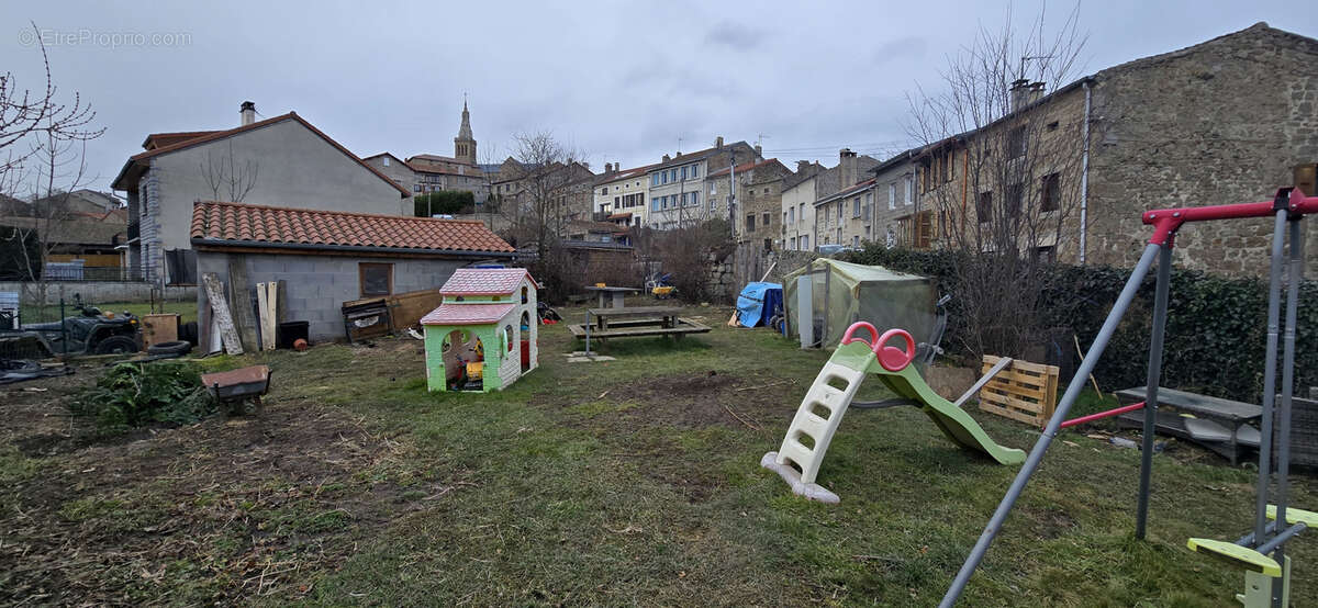 Maison à LAPTE