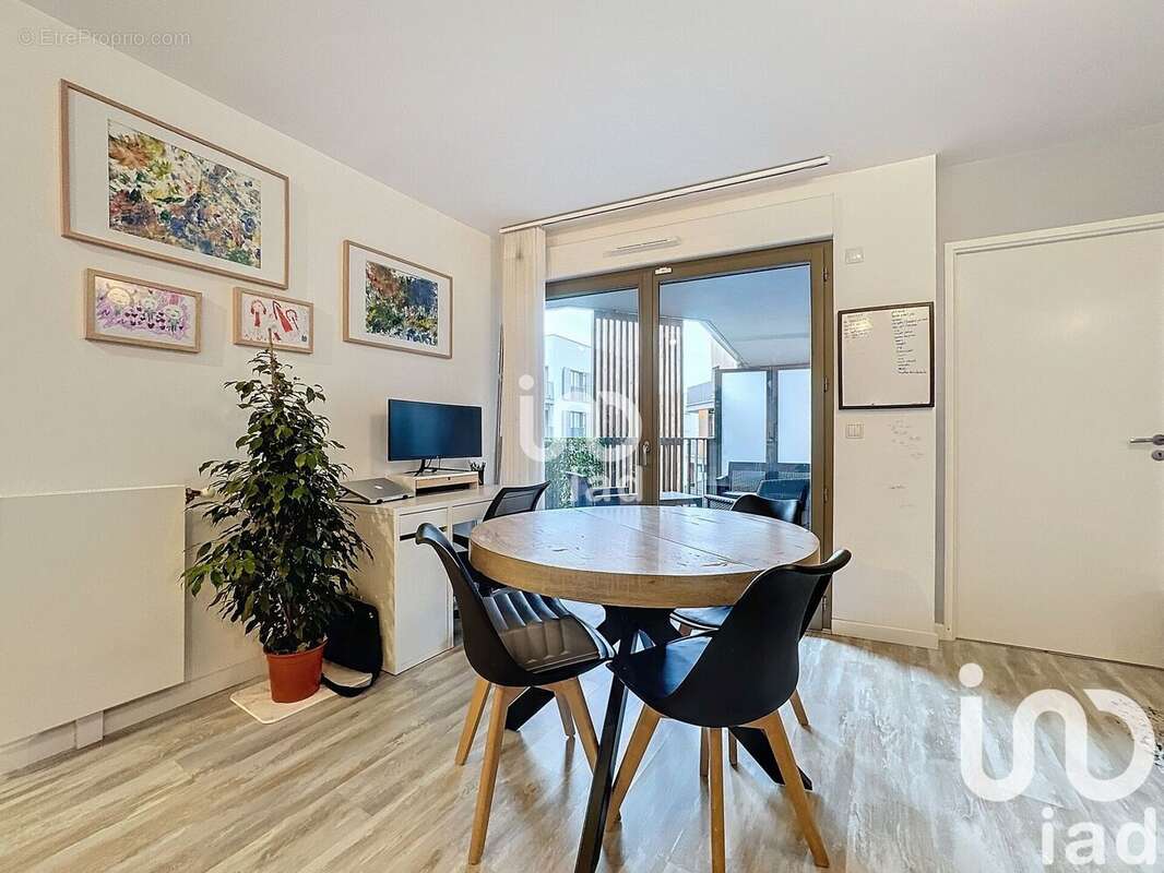 Photo 2 - Appartement à NOISY-LE-GRAND