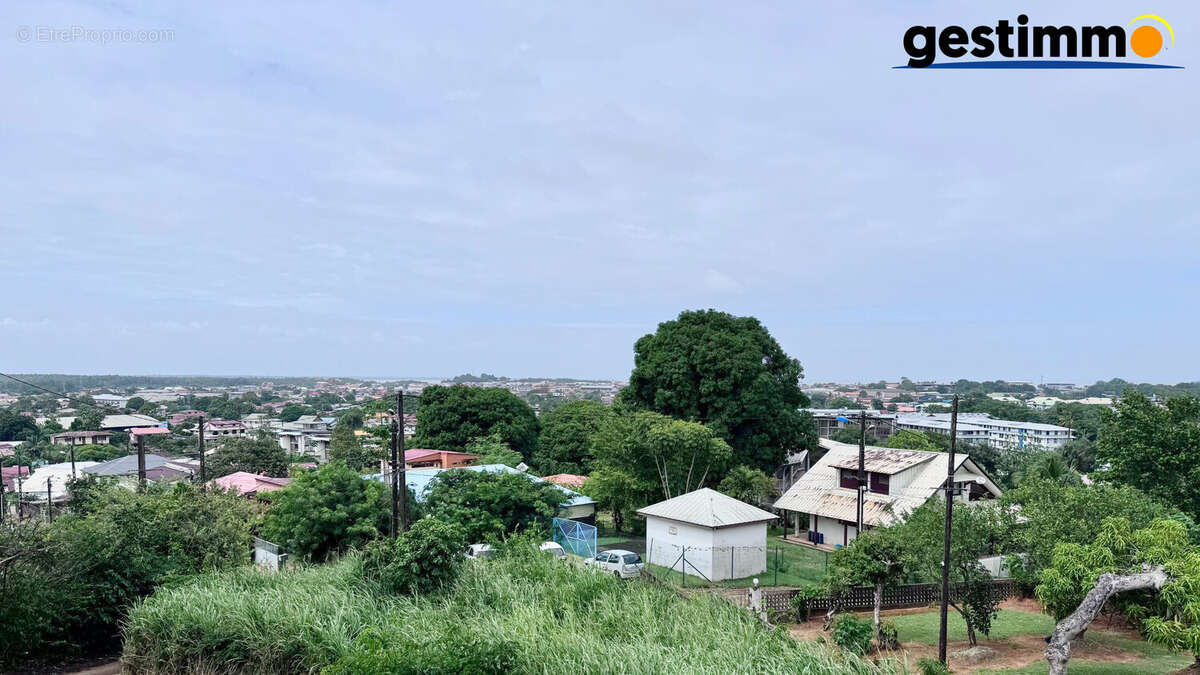 Appartement à CAYENNE