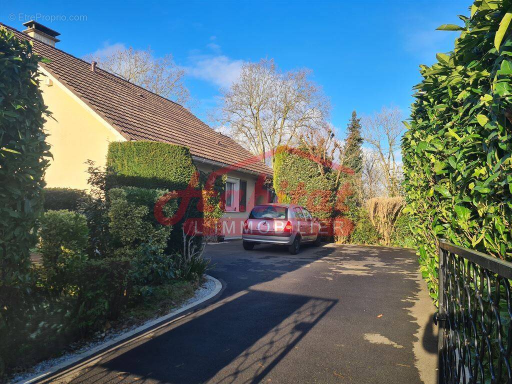 Maison à CHELLES