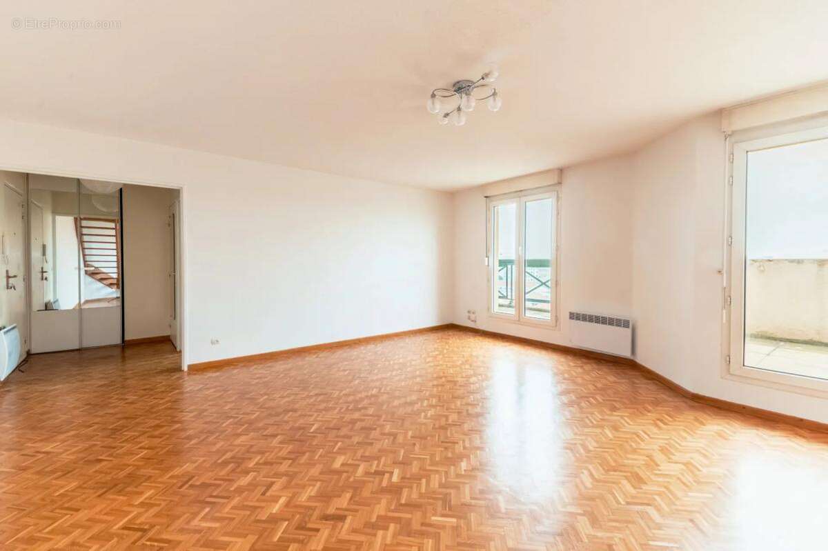 Appartement à LYON-8E