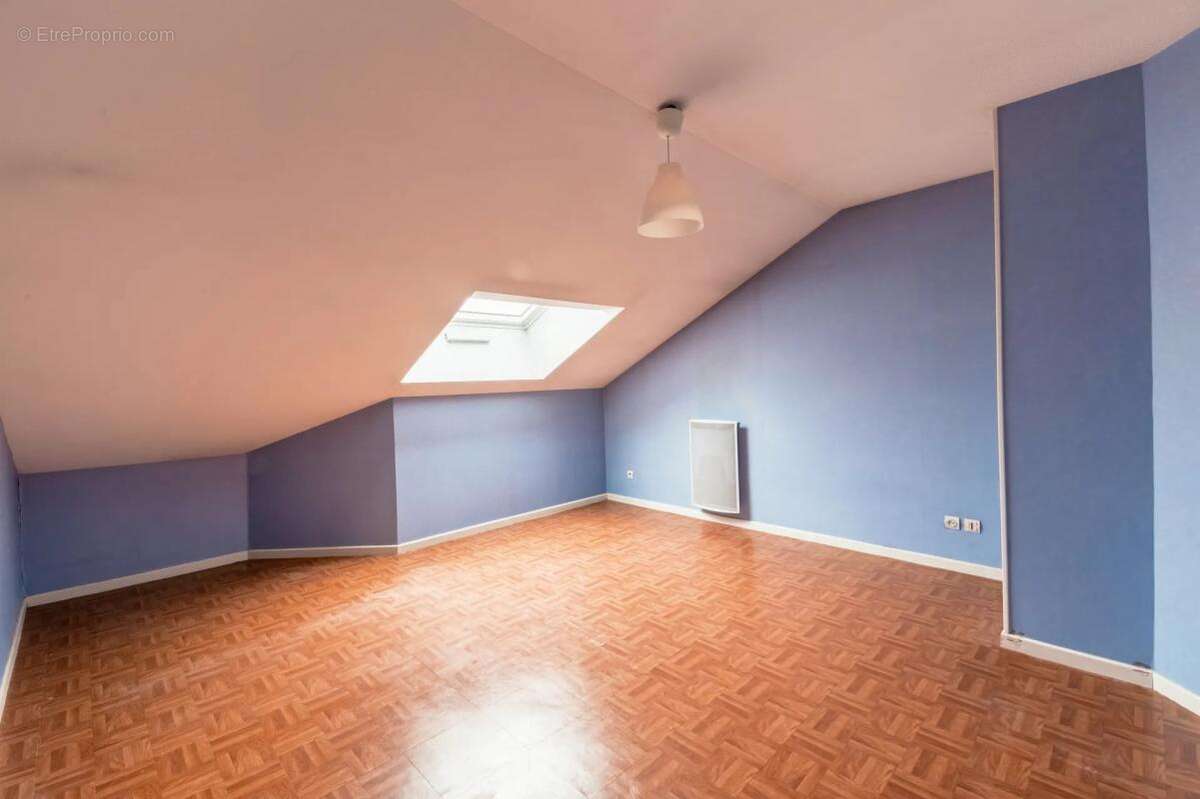 Appartement à LYON-8E