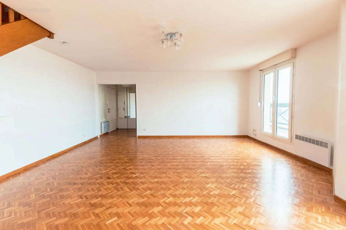 Appartement à LYON-8E