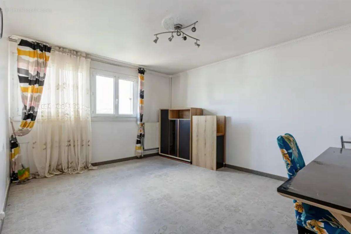 Appartement à BONDY