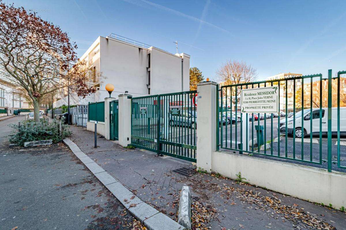 Appartement à PIERREFITTE-SUR-SEINE