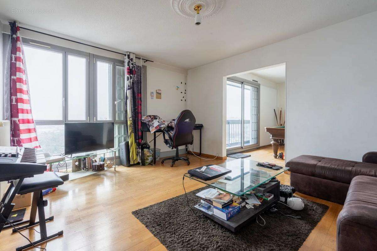 Appartement à PIERREFITTE-SUR-SEINE