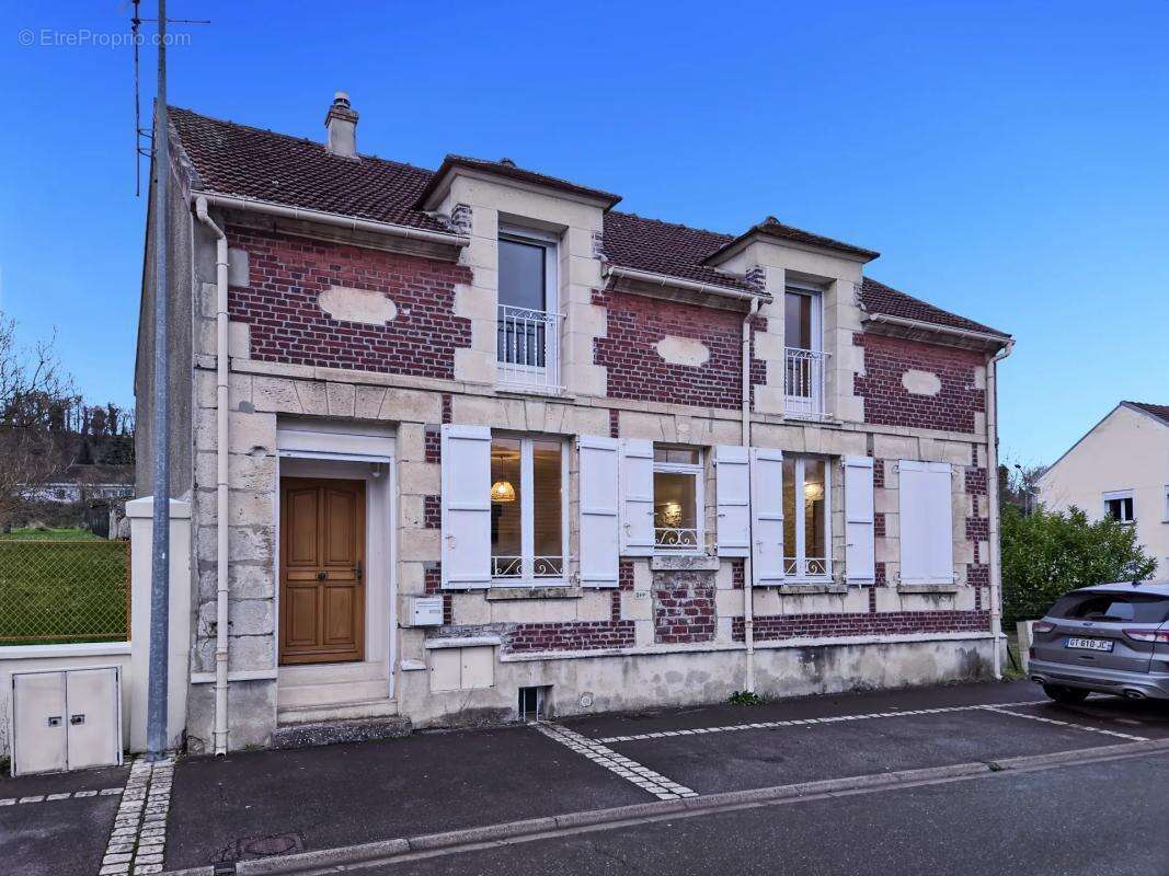 Maison à BETHISY-SAINT-PIERRE