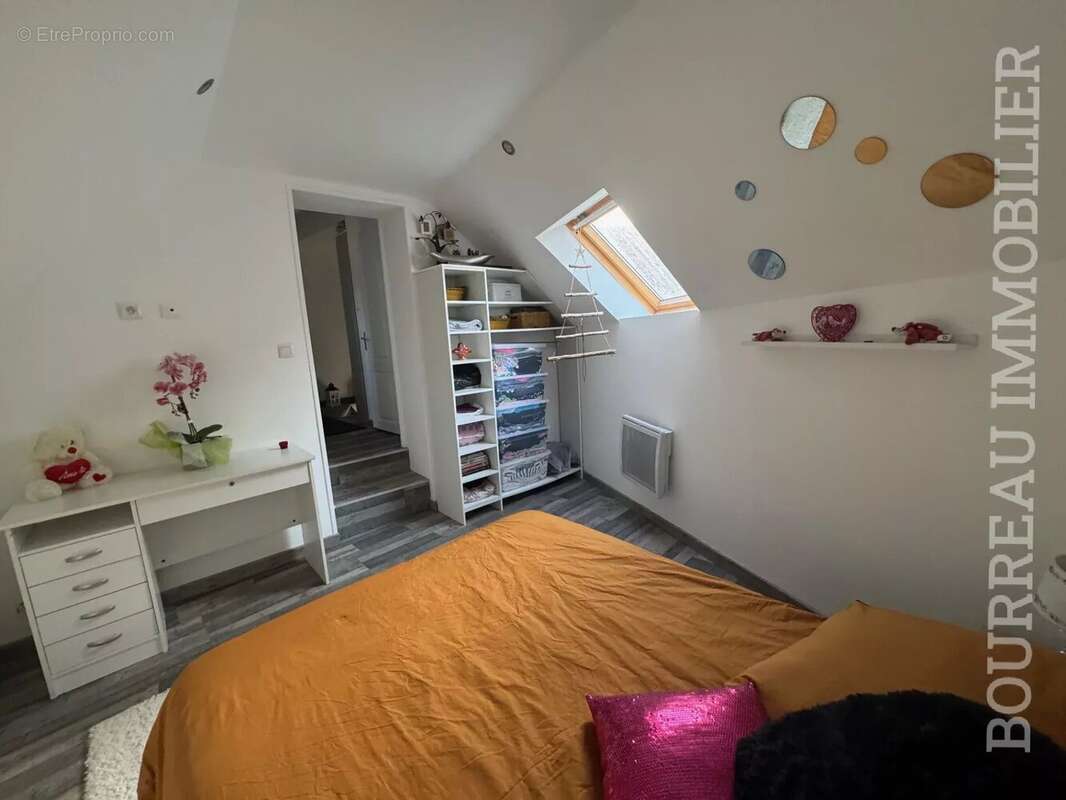 Appartement à BRIENON-SUR-ARMANCON