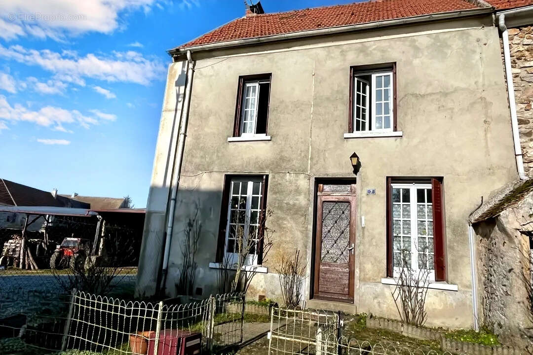 Maison à GERMIGNY-SOUS-COULOMBS