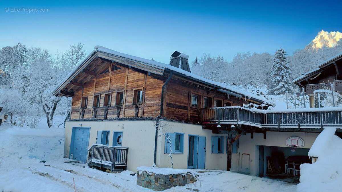 Maison à LES HOUCHES