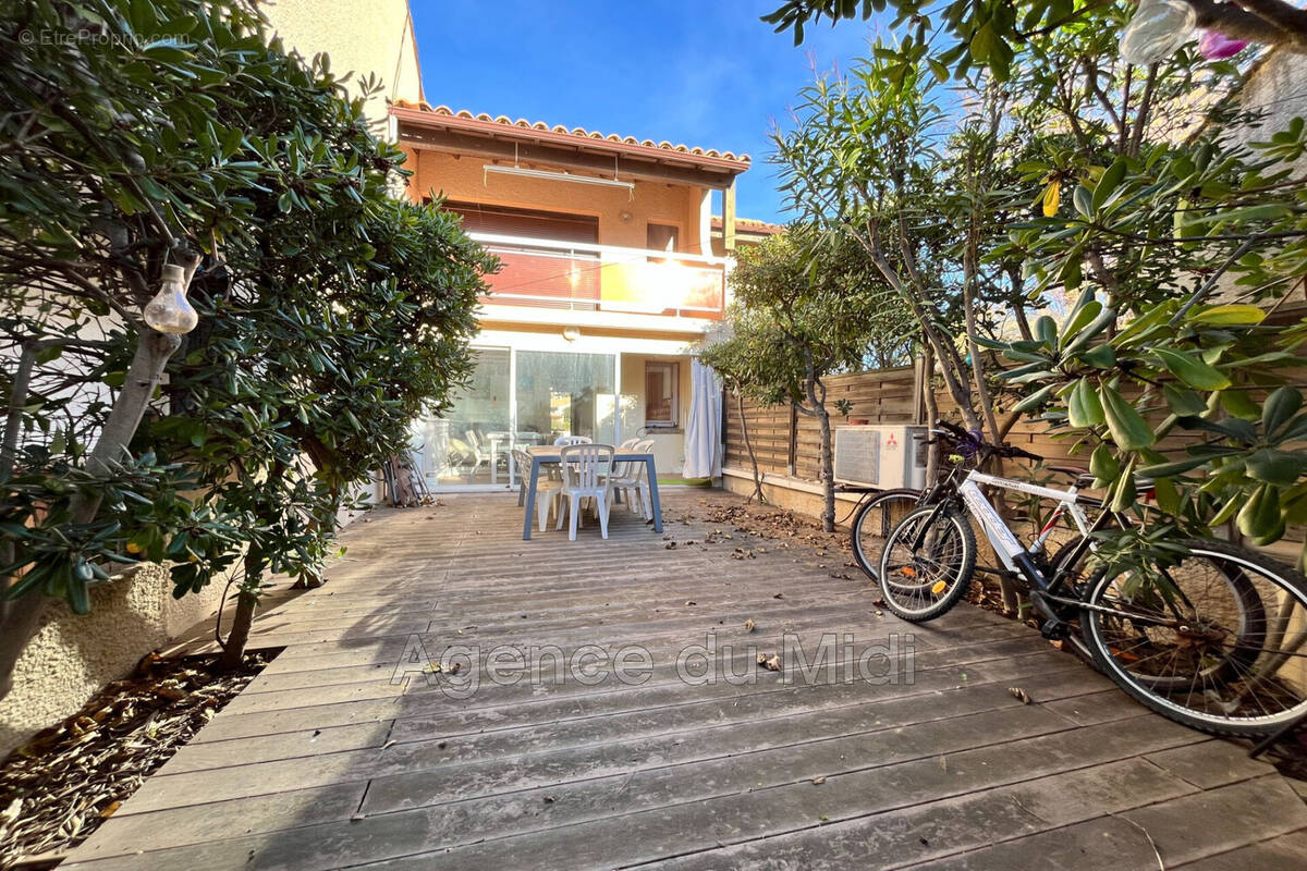 Appartement à LEUCATE