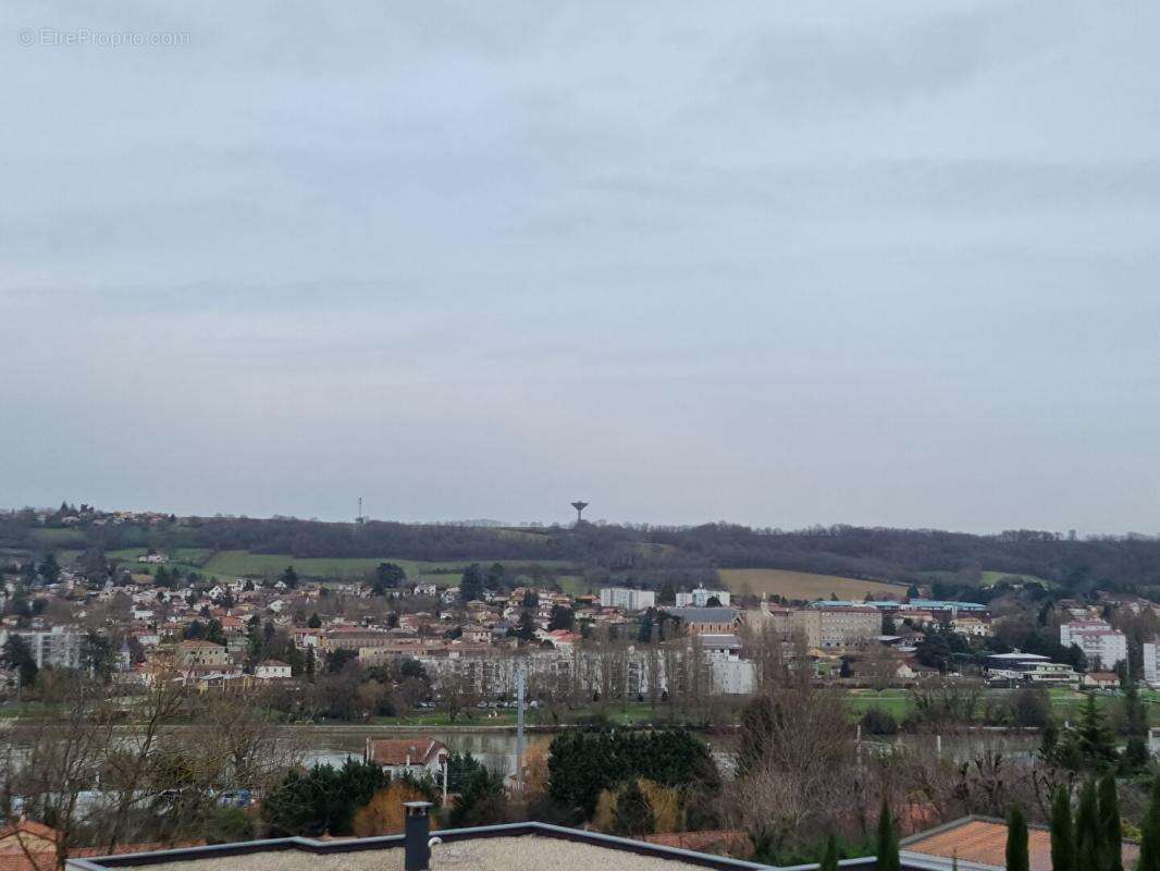 Maison à ALBIGNY-SUR-SAONE