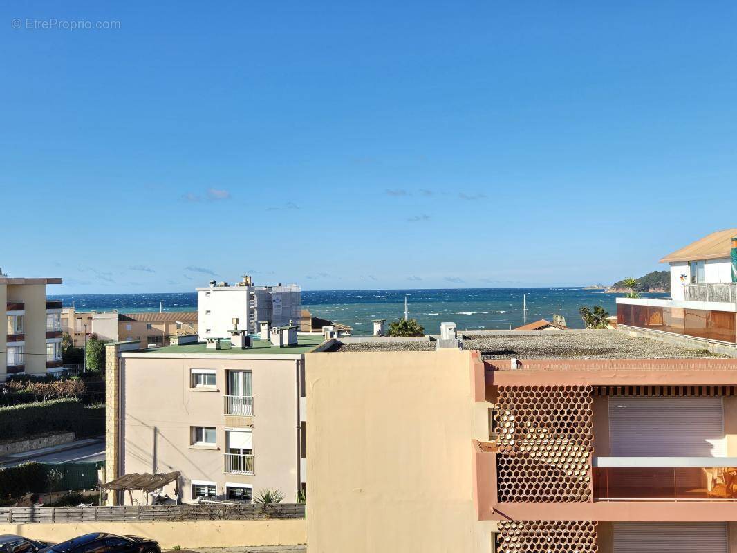 Appartement à SIX-FOURS-LES-PLAGES