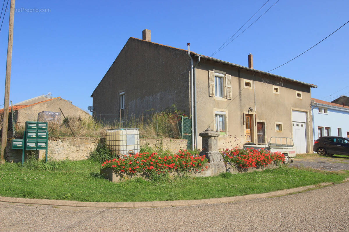 Maison à MORVILLE-SUR-NIED