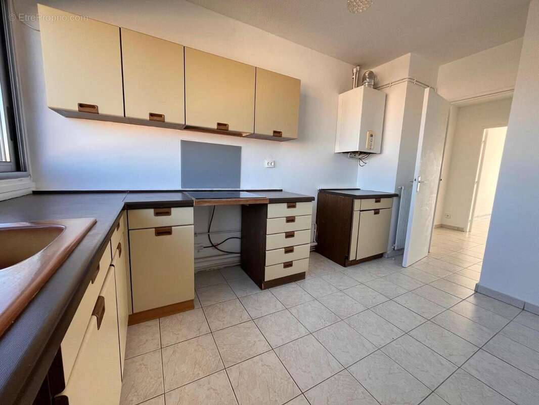   - Appartement à PERPIGNAN