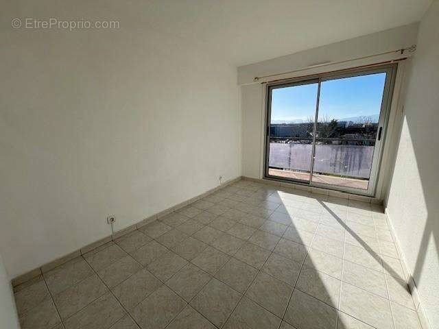   - Appartement à PERPIGNAN