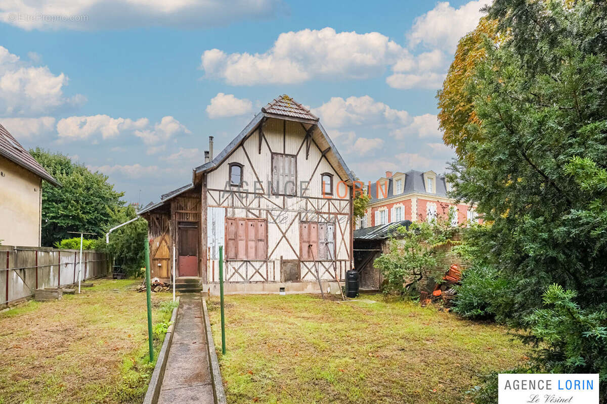 Maison à LE VESINET