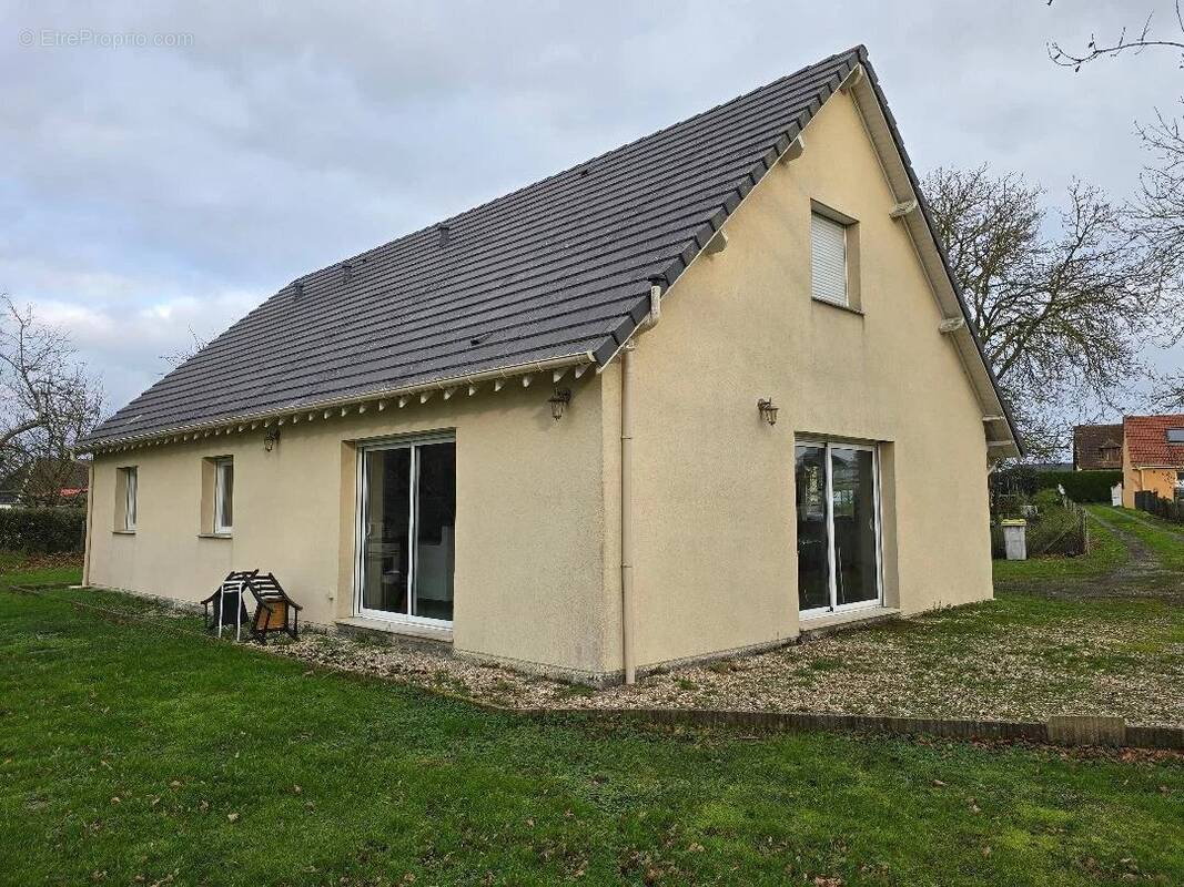 Maison à ECARDENVILLE-LA-CAMPAGNE