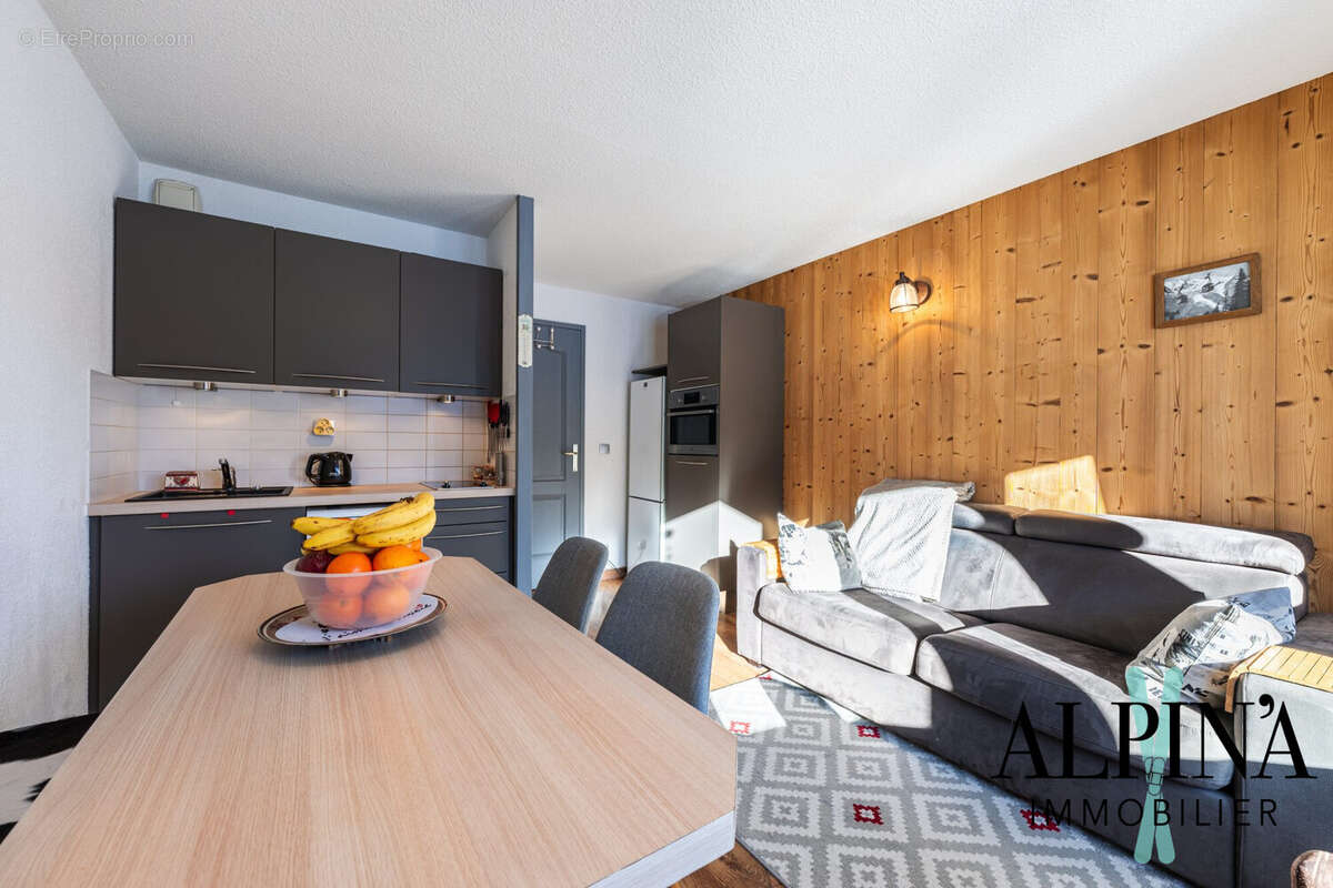 Appartement à LA PERRIERE