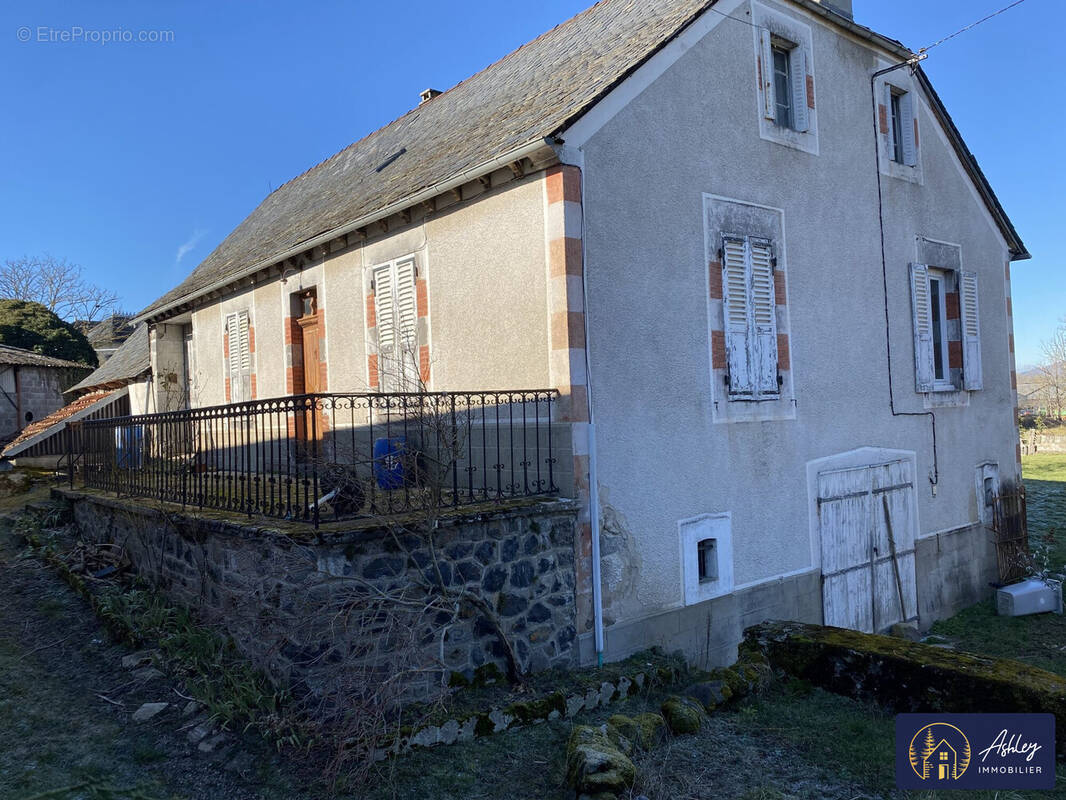 Maison à SAIGNES