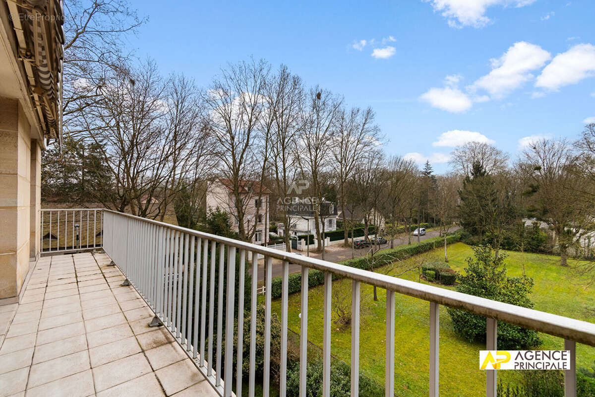 Appartement à MAISONS-LAFFITTE