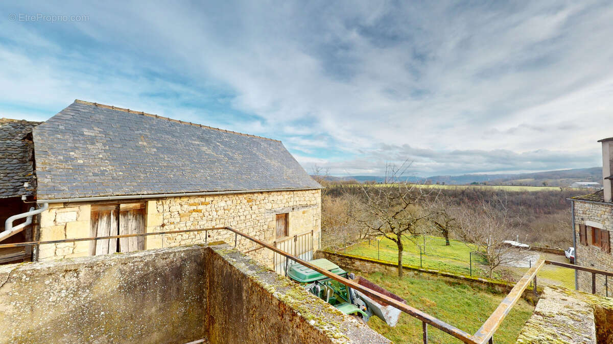 Maison à VALADY