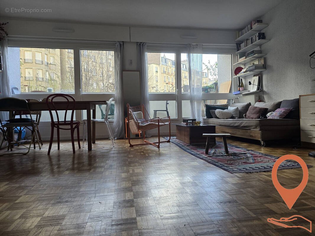 Appartement à PARIS-18E