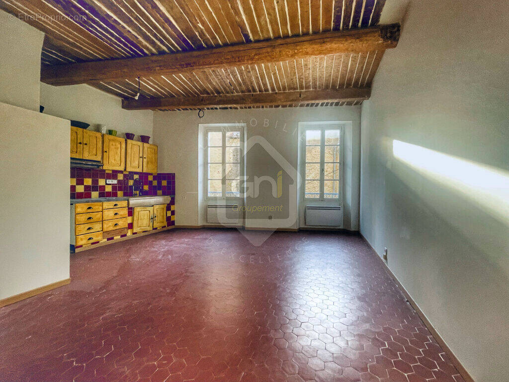 Appartement à BARJOLS