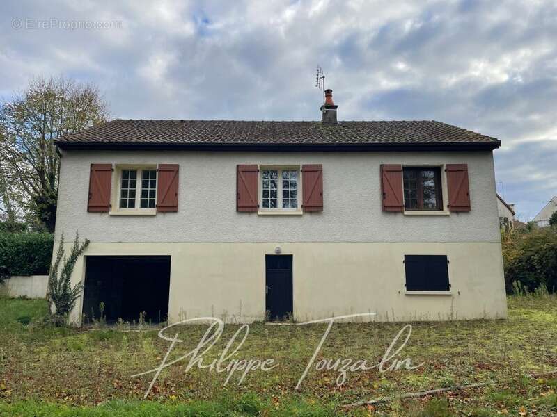 Maison à CHATELLERAULT