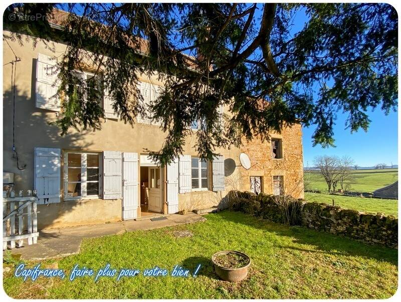 Maison à LA CLAYETTE