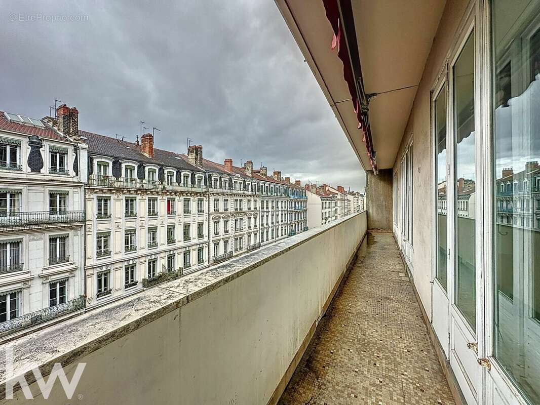 Appartement à LYON-6E