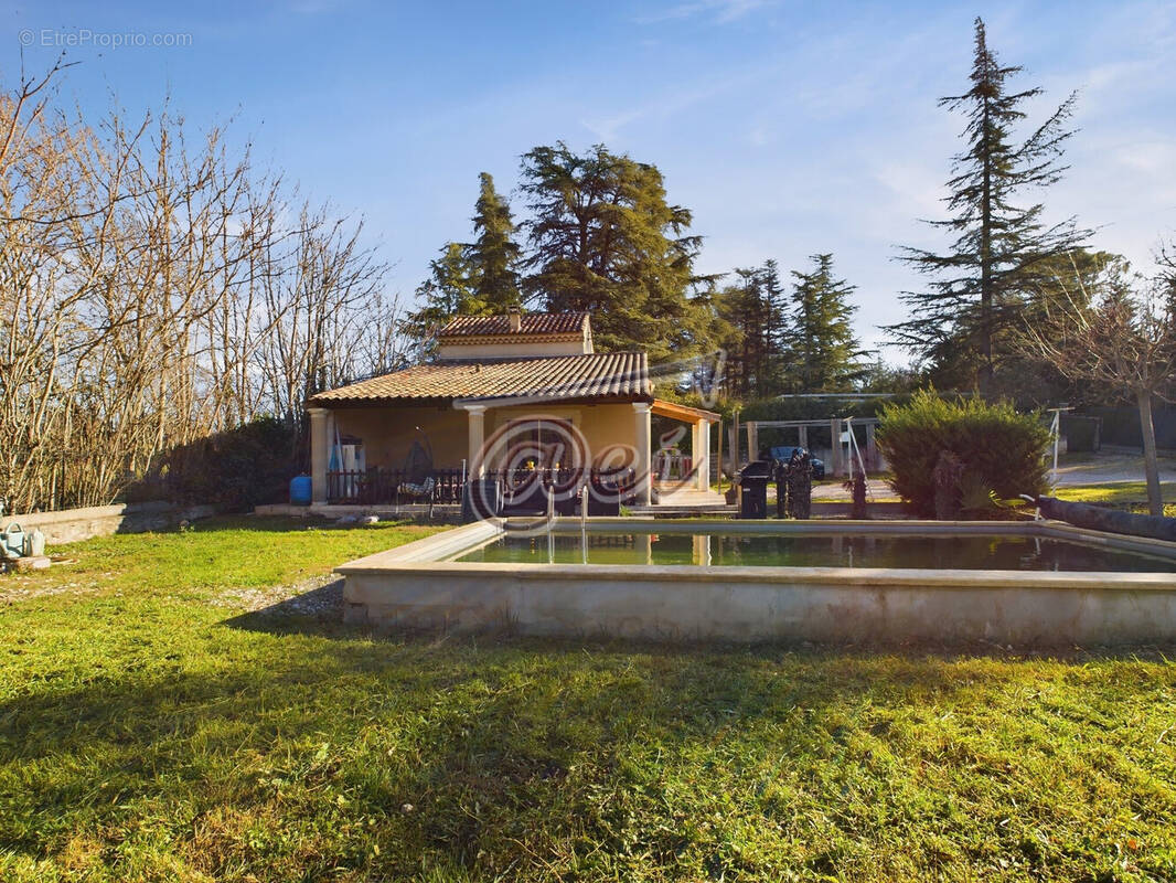 Maison à SAINT-MAXIMIN-LA-SAINTE-BAUME