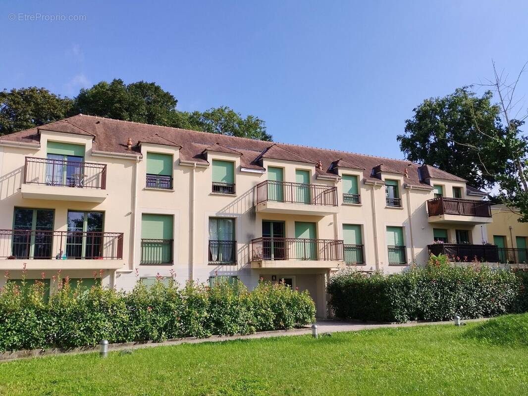 Appartement à MOISSY-CRAMAYEL