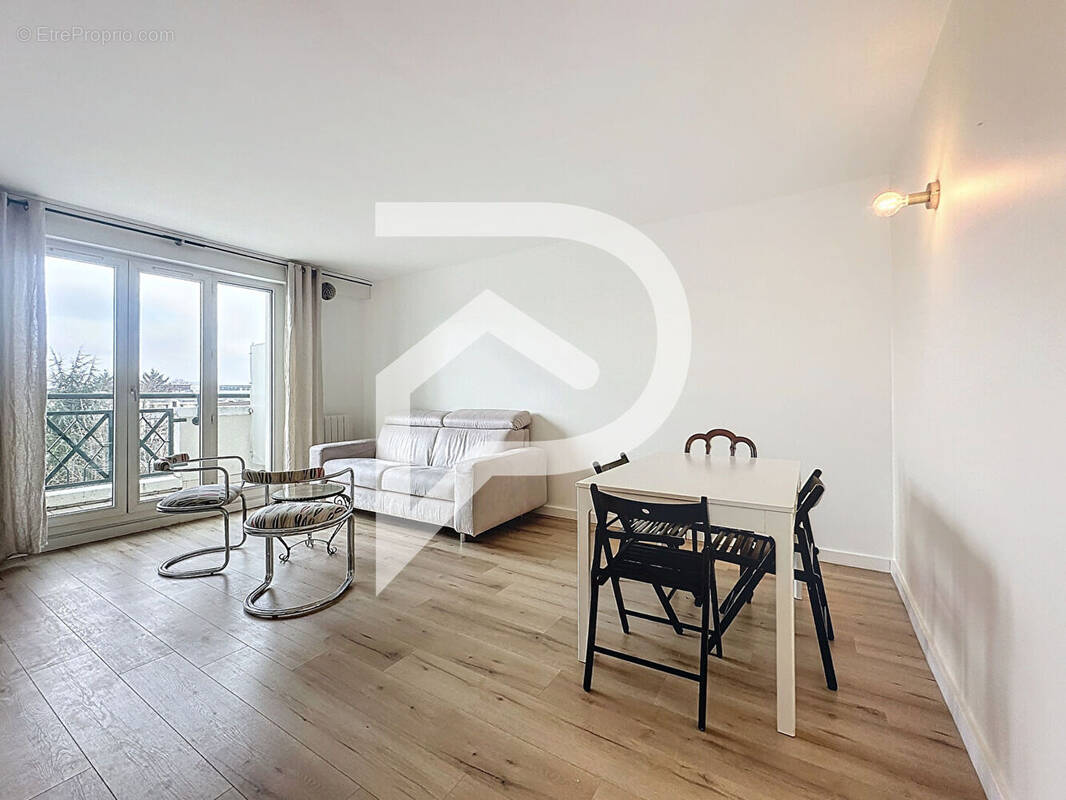 Appartement à RUEIL-MALMAISON