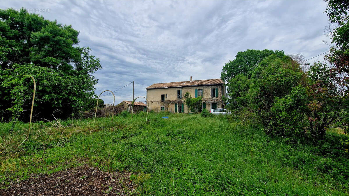 Maison à BOLLENE