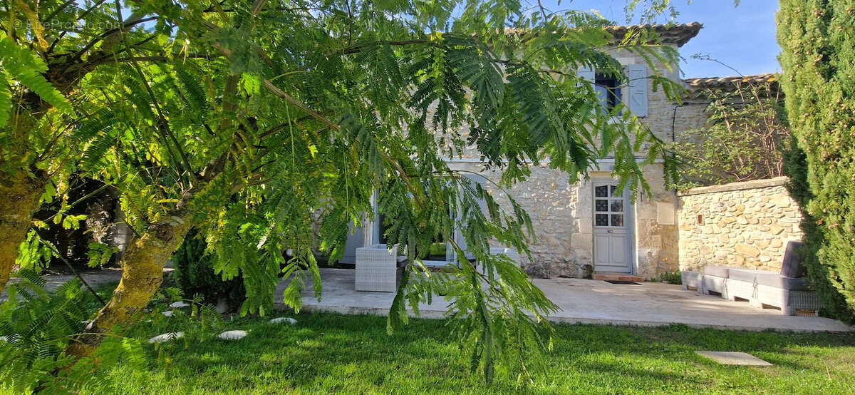 Maison à BOLLENE