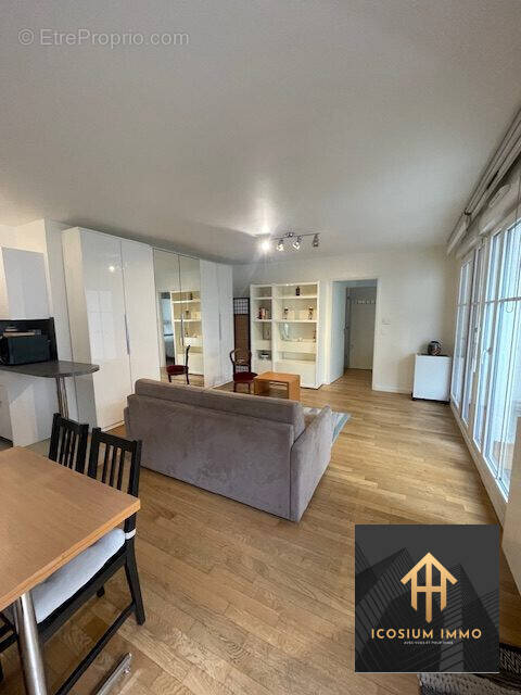 Appartement à MAISONS-ALFORT