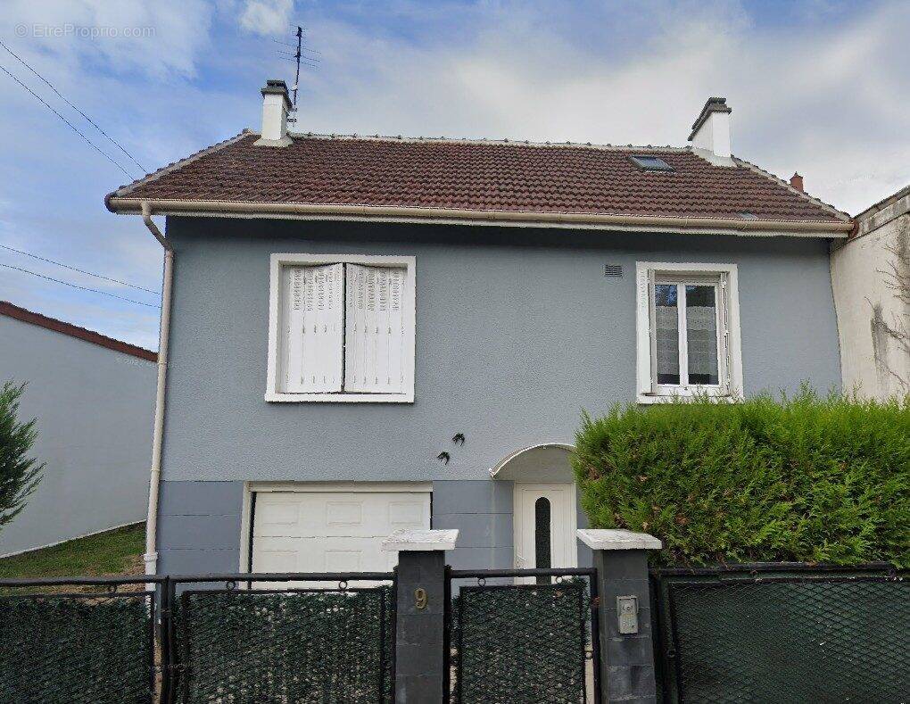 Maison à LE BLANC-MESNIL