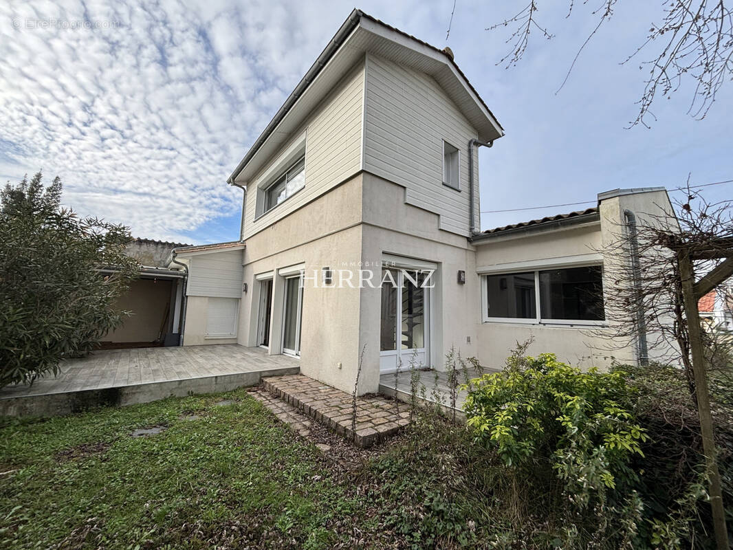 Maison à LIBOURNE