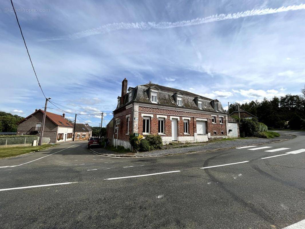 Appartement à VILLEQUIER-AUMONT