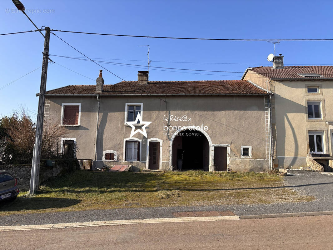 Maison à CHAUMONT-LA-VILLE