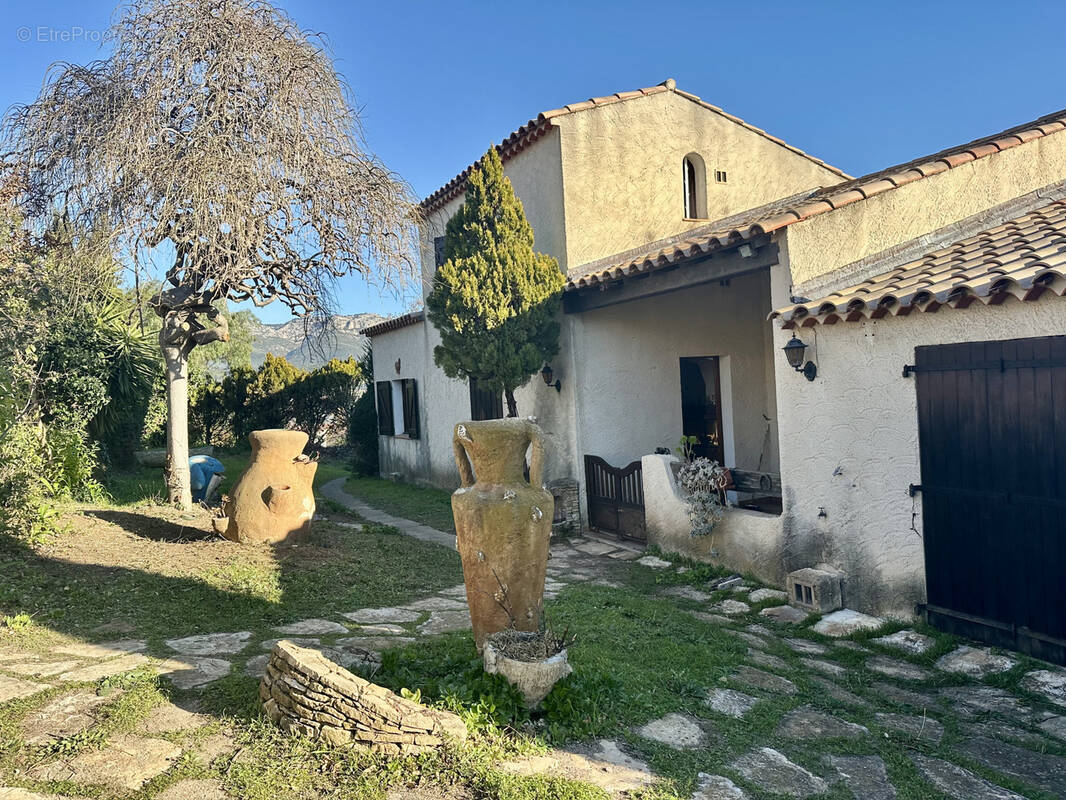 Maison à LA SEYNE-SUR-MER