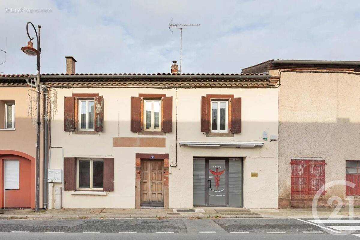 Appartement à FREJAIROLLES