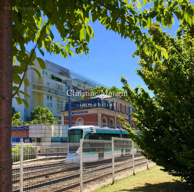 Appartement à ISSY-LES-MOULINEAUX