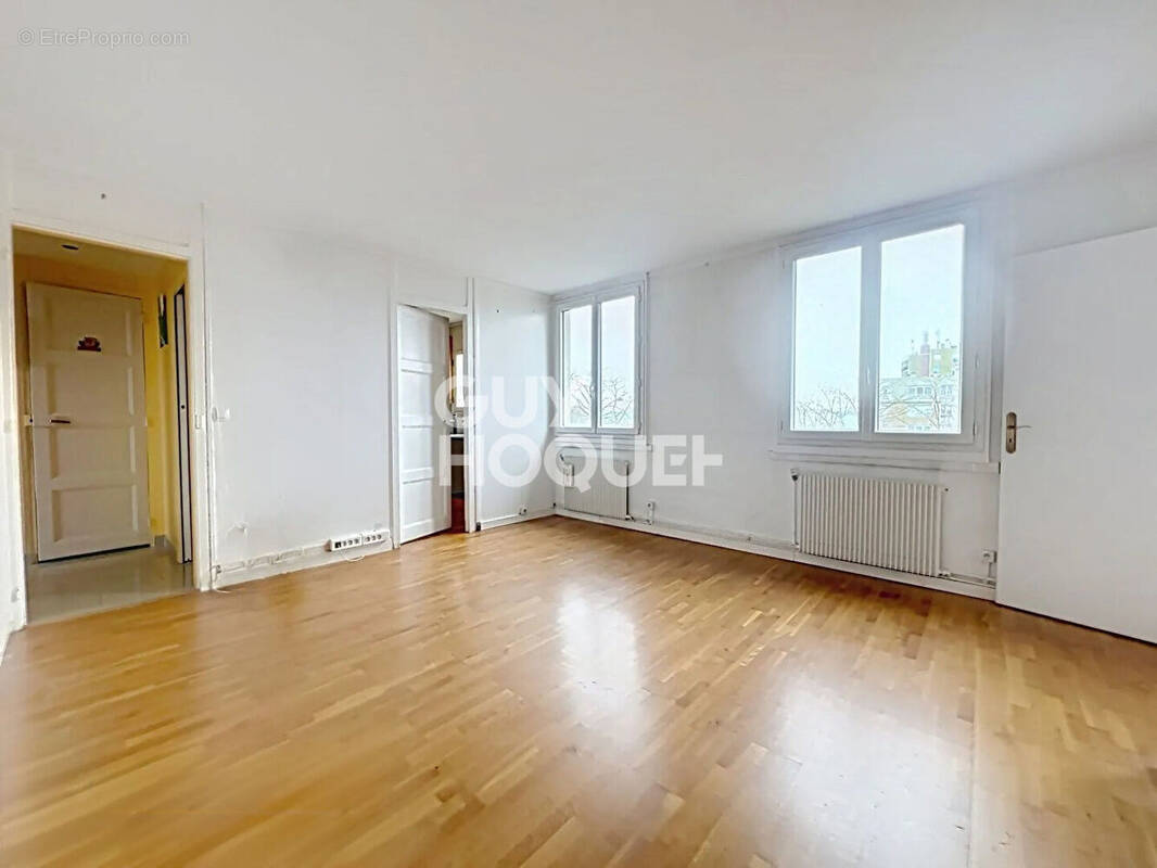 Appartement à STAINS