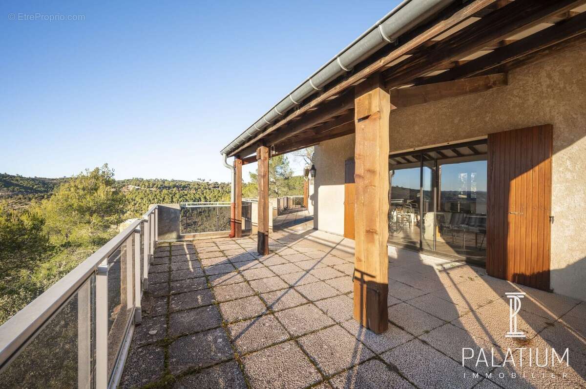 Maison à ESPARRON-DE-VERDON