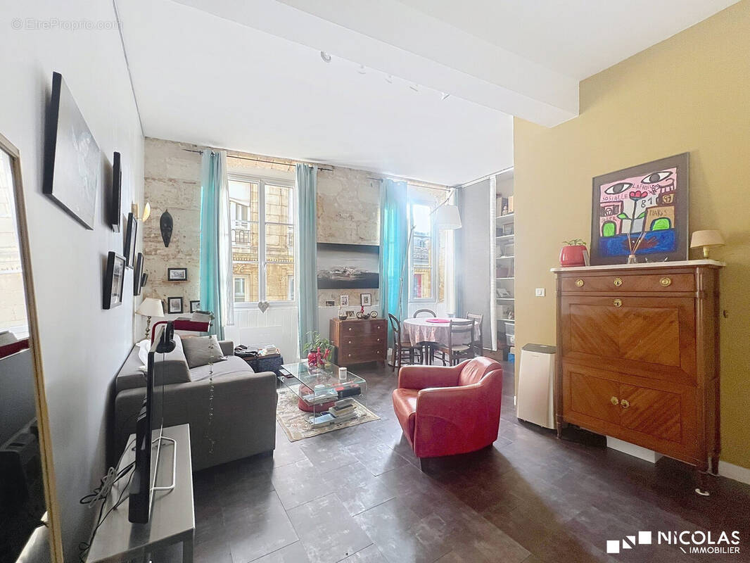 Appartement à BORDEAUX