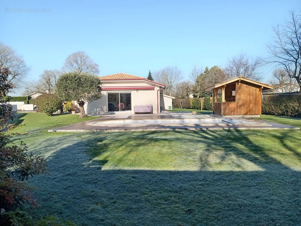 Maison à LE BARP