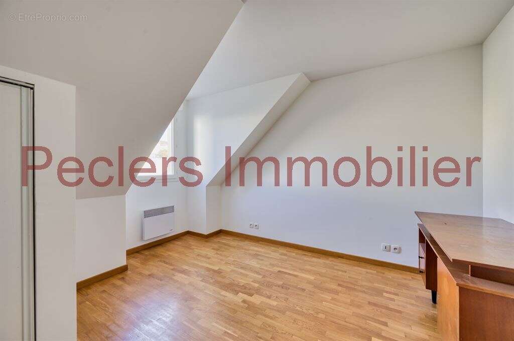 Appartement à RUEIL-MALMAISON